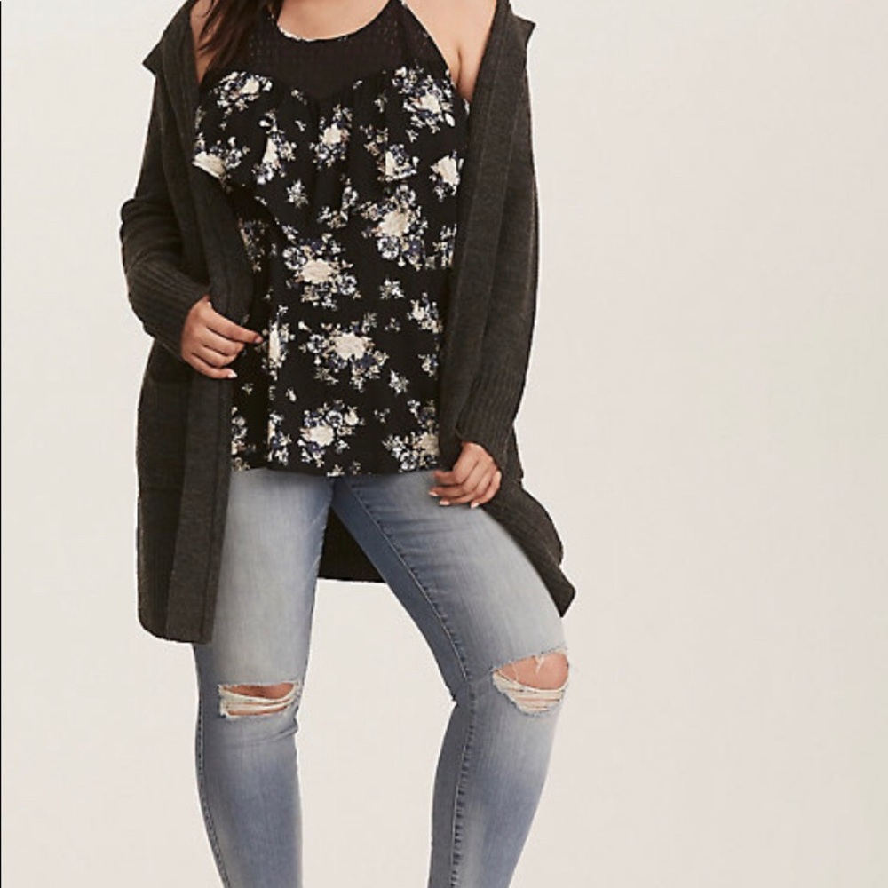 Torrid Ruffle Floral Tank Top - Picture 3 of 10